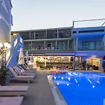 Denise Beach Hotel